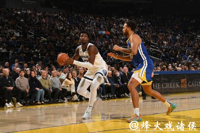 库里缺阵维金斯24分施罗德17+9 勇士力克灰熊 库里缺阵维金斯24分施罗德17+9 勇士力克灰熊