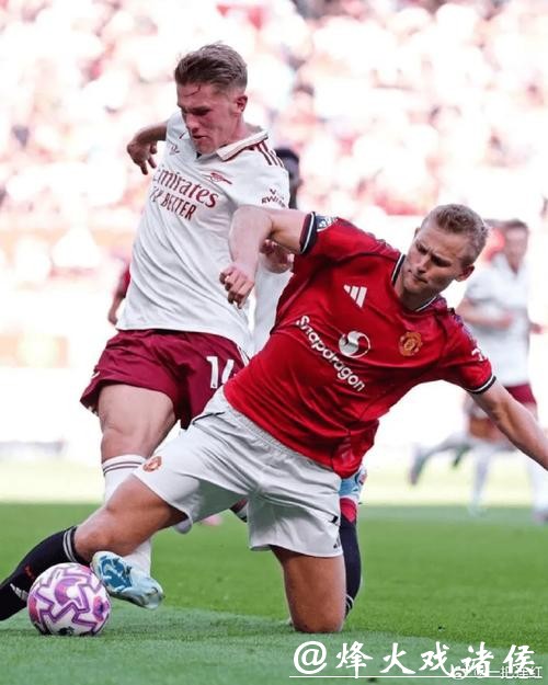 英超：哲凯赖什破荒热苏斯建功 阿森纳4-0大胜利兹联